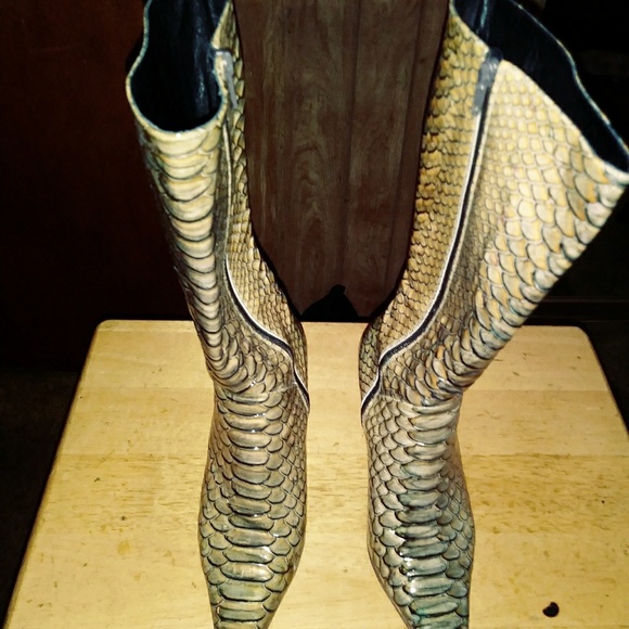 Jane brown - Picture 5 of 5